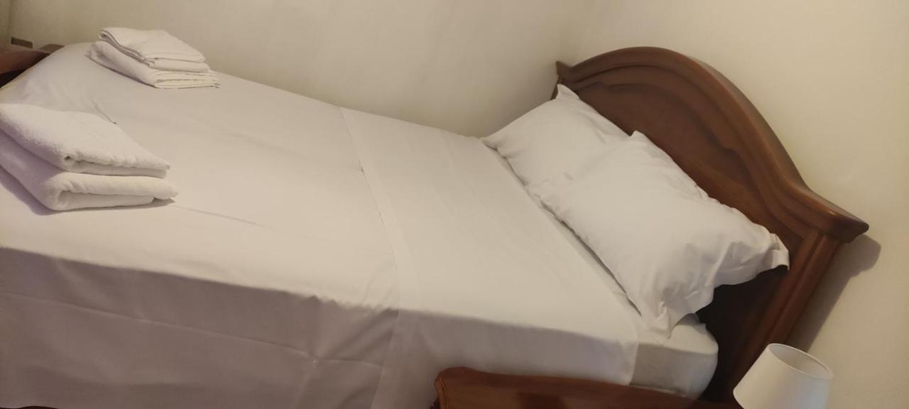 Locazione Turistica Bed and Breakfast Tessera Εξωτερικό φωτογραφία