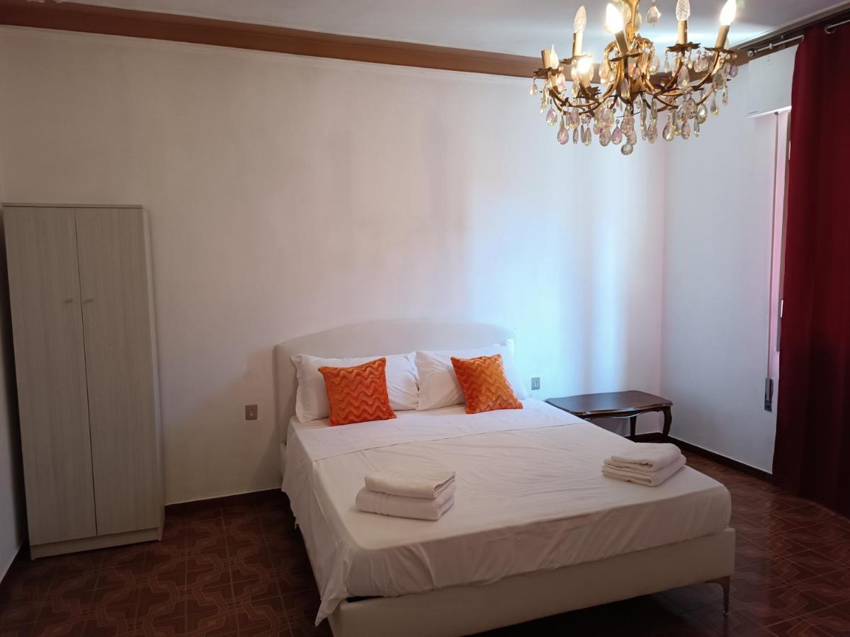 Locazione Turistica Bed and Breakfast Tessera Εξωτερικό φωτογραφία
