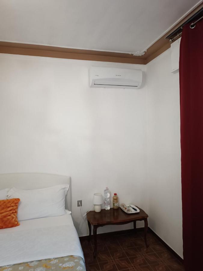 Locazione Turistica Bed and Breakfast Tessera Εξωτερικό φωτογραφία